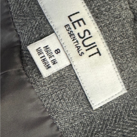 Le Suit Jacket Gray Size 8. Great Condition. Career. Business Casual - Picture 3 of 8